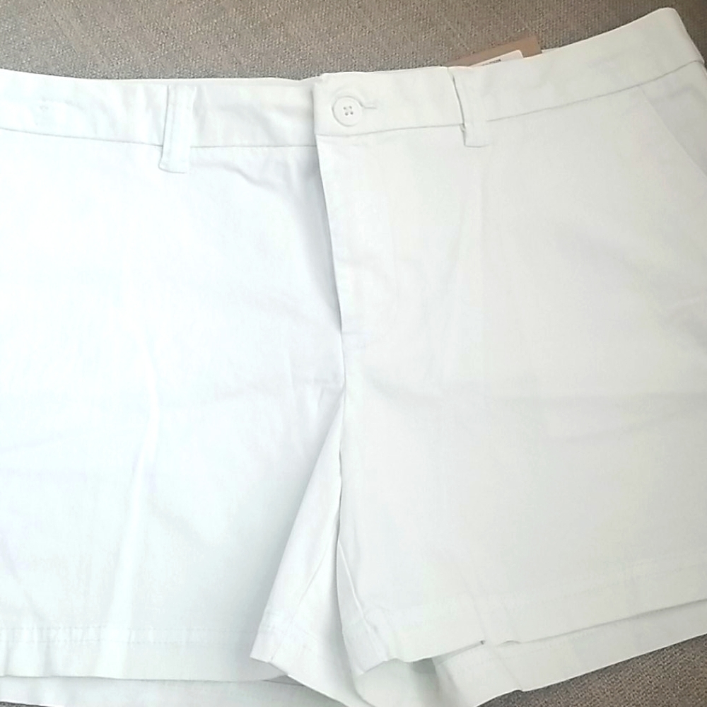 NWT!! Magellan shorts